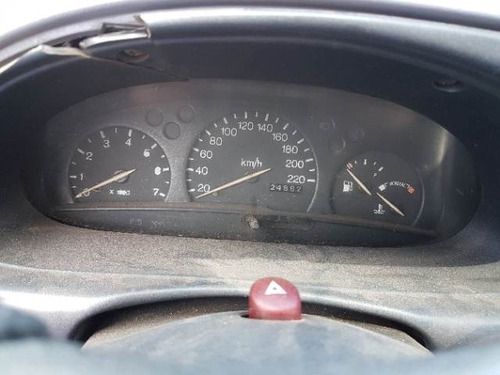 Imagem 7 de 10 de Sucata Ford Courier 1.4 A Gasolina - Motor Câmbio Peças