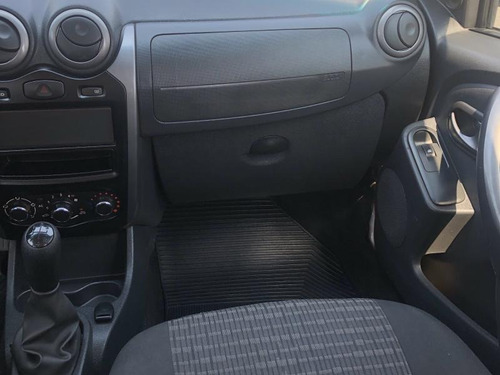 Imagem 6 de 10 de Renault Sandero Expression Hi-flex 1.6 8v 5p