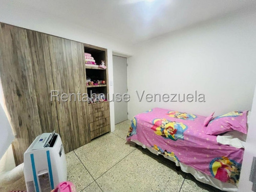 Valeria Chong Apartamento Venta Barquisimeto Lara Zona Centro Este Oportunidad Residencial Economico Código Inmobiliaria Rent-a-house 25-18558