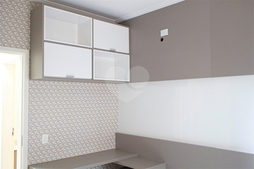 Imagem 16 de 30 de Apartamento Decorado Com Planejados, 02 Dormitórios Com 01 Suíte E Quintal, No Jardim Villaça - Reo618479