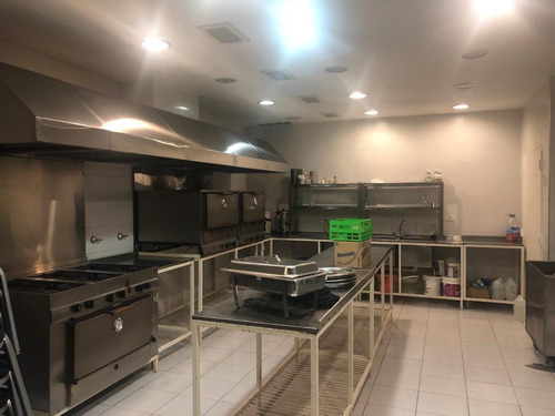 Imagen 14 de 30 de Local Comercial 680 M² Y Dpto Tipo Duplex 4 Amb. - Ramos Mejia
