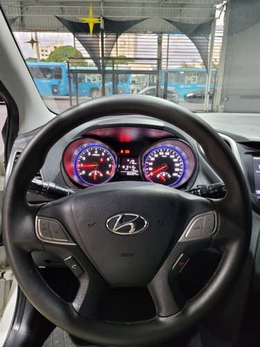 Imagem 14 de 15 de Hyundai Hb20 Confort Plus 1.0 2019