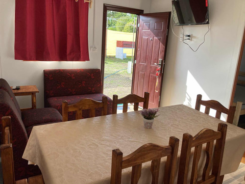 Alquiler De Aptos. En Kiyu C/piscina Climatizada, Parrillero Y Juegos Para Niños A 3 Cuadras De La Playa. Capacidad Para 2,4 Y 6 Personas