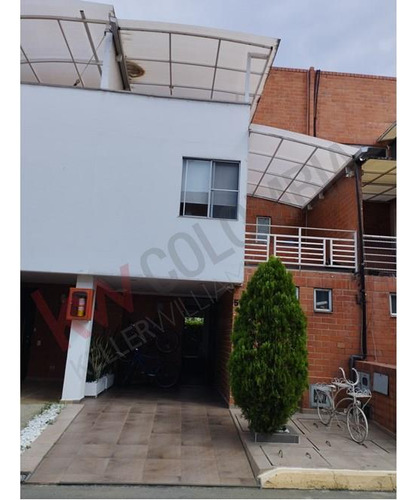 Vendo Casa Valle Del Lili, Cali, Colombia, En Condominio