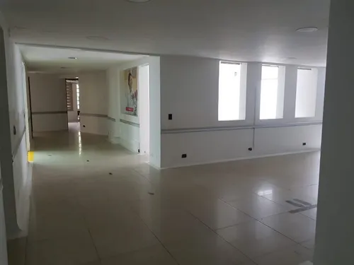 Propiedad Grande En Venta En Todo El Corazón De Laureles