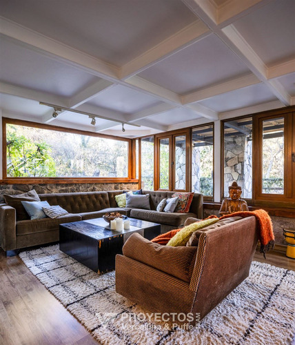 Espectacular Casa En El Arrayán Con Vistas Al Río