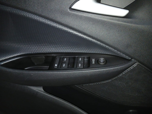 Chevrolet Onix 1.0 Lt