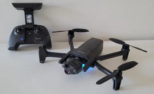 ドローン Parrot ANAFI（Zoom） セット Drone Parrot Anafi Usa Câmera Zoom32x 21mp Termal Chuva Ip53