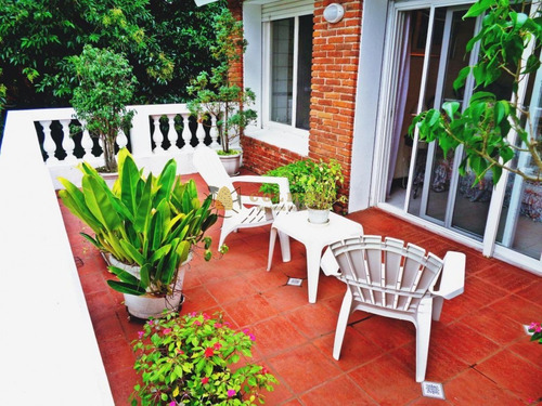 Casa En Cantegril - Muy Bien Cuidada. Consulte!!!!!!!!!- Ref: 2589