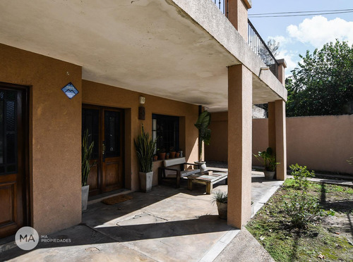 Casa 1 Dormitorio-j.j Paso 8400-rosario Fisherton | Venta