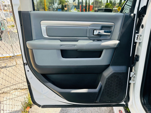 Dodge Ram 2500 Crew Cab Slt 4x4