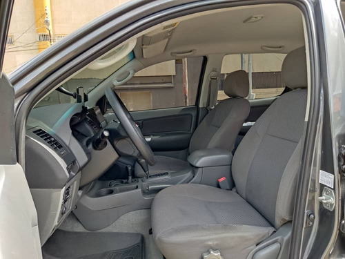 Imagen 10 de 14 de Toyota Hilux Kavak