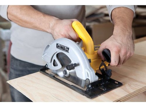 Sierra Circular 7 1/4'' 1400w Dwe560-b3 Dewalt Amarillo 50-60hz