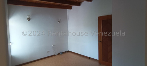 Casa Con Cocina Equipada Y Anexo Con Cocina Rahml