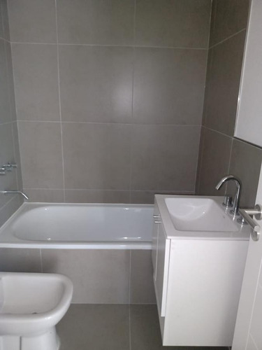 Imagen 15 de 23 de Departamento - Lomas De Zamora Oeste