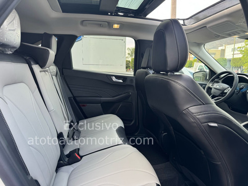 Ford Escape Platinum