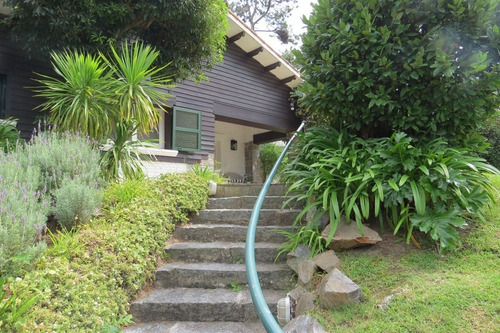 Casa En Venta De 4 Dormitorios En San Rafael