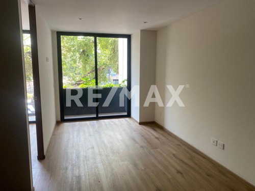 Departamento En Calzada De Tlalpan, Colonia Nativitas