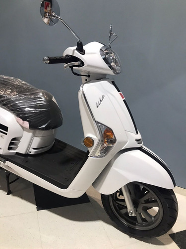 Imagen 12 de 16 de Scooter Kymco Like 125 Blanca 0km 2023