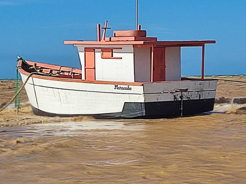 Barco De Pesca
