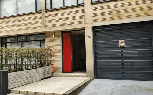 Comercial (casa Para Comercio) En Arriendo/venta En Rosales. Cod A10260136