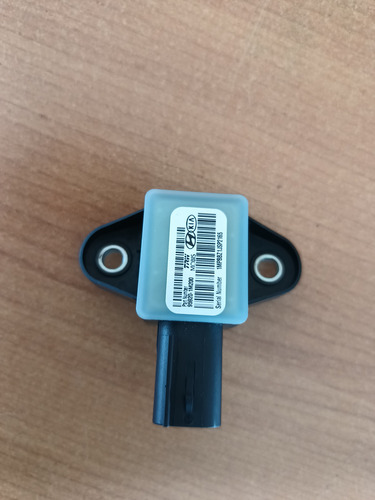 Sensor De Impacto Puerta Delantera Izq Hyundai Sonata 11-14 (Usado)