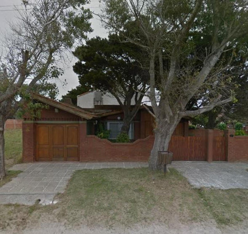 Casa En Venta - 2 Dormitorios 2 Baños - Cochera - 144mts2 - La Lucila Del Mar