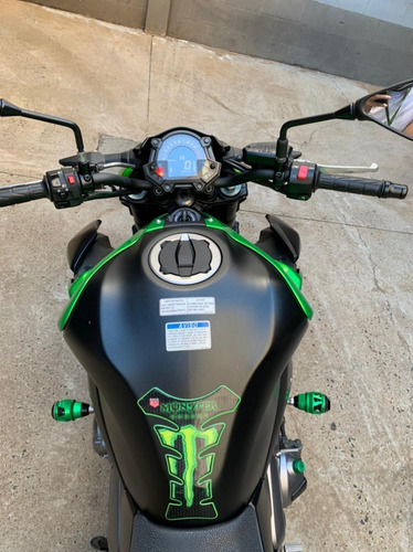 Kawazaki Z900