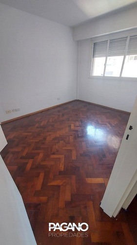 Departamento De 2 Dormitorios + Comodín