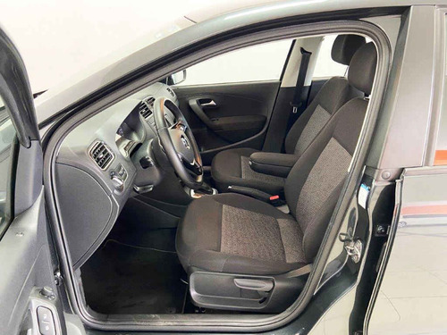 Imagen 10 de 13 de Volkswagen Polo 2020 5p Comfortline Plus Tiptronic