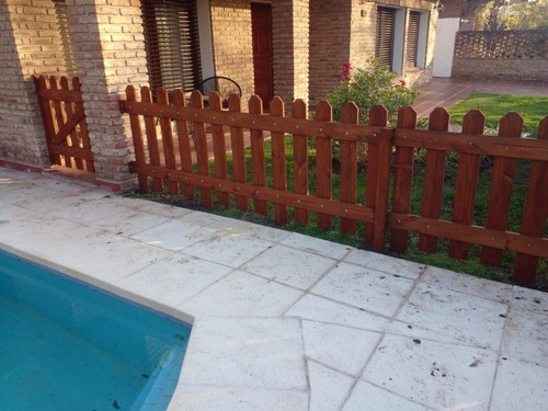 Imagen 4 de 10 de Cercos Para Piscinas O Frentes De Casa En Madera Tratada