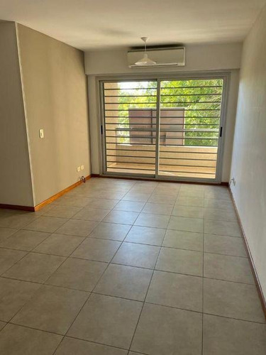 Imagen 2 de 11 de Venta - Departamento 3 Ambientes - Con Cochera - Muy Buen Estado - Villa Urquiza
