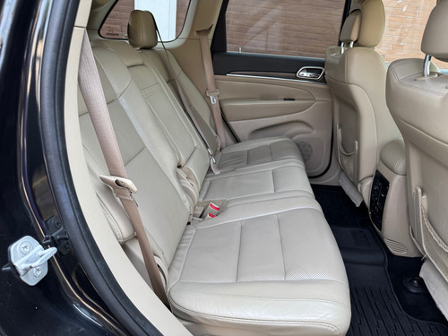 Jeep Grand Cherokee 3.6 Limited Lujo V6 4x2 At
