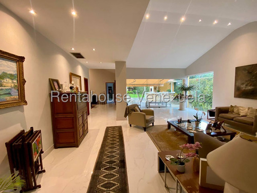 Casa En Venta En La Floresta