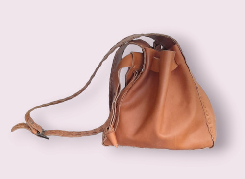 Cartera Bolso 100% Cuero. Evilla Metálica Ajustable