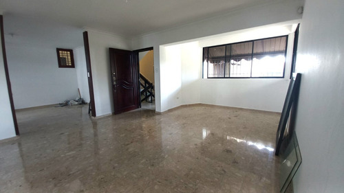 Imagen 3 de 11 de Apto De Venta En La Esmeralda De Oportunidad