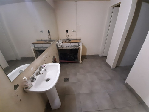 Imagen 8 de 14 de Local En Venta En Ituzaingo Norte