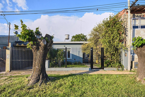 Imagen 3 de 29 de Venta Casa - Av. 137 E/ 530 Y 531