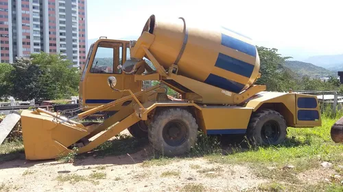 Autohormigonera Mezcladora Carmix 3.5tt