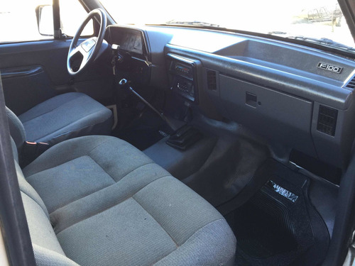 Ford F-100 1997 4.9i