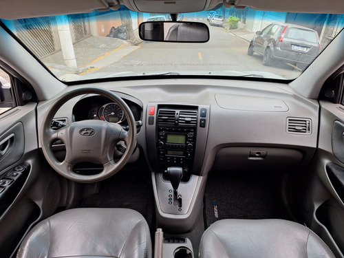 Hyundai Tucson 2.0 MPFI GLS 16V 143CV 2WD GASOLINA 4P AUTOMÁTICO