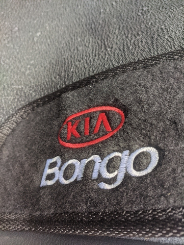 Imagem 14 de 14 de Kia Bongo Hr Carroceria Financia Sem Entrada Toda Revisada