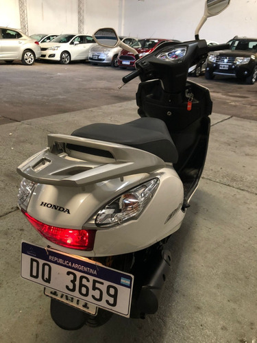 Imagen 12 de 15 de Aa Moto Honda Elite 125 Año 2017 7mil Km