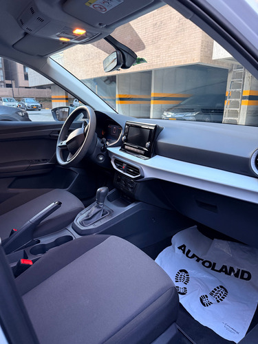 Seat Arona 1.6 Reference