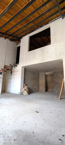 En Venta Penthouse Duplex Parque Residencial Roraima Jmus