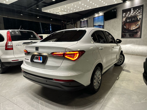 Fiat Cronos 1.3 Drive S-design Flex 4p