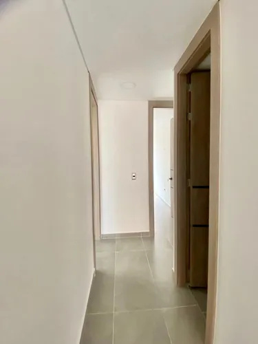 Apartamento En Venta En Conquistadores. Cod V11231
