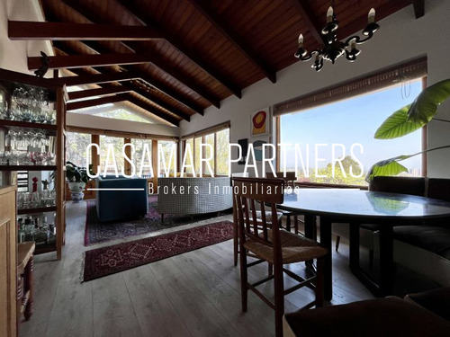 Preciosa Casa 3d + Servicios/ Luis Mattte Larraín