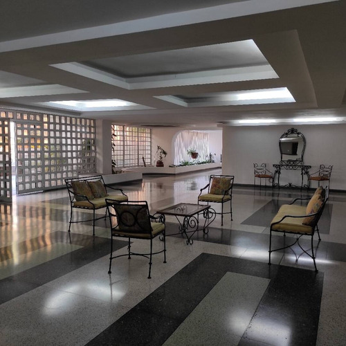 Imagen 10 de 19 de Re/max. Iris Hernandez. Vende Apartamento (157m2). Prebo. Valencia. Codigo 133624