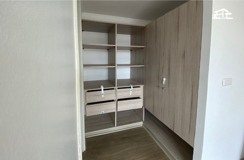 Lindo Dúplex Con Terraza Privada: Quincho Y Jacuzzi. Holanda